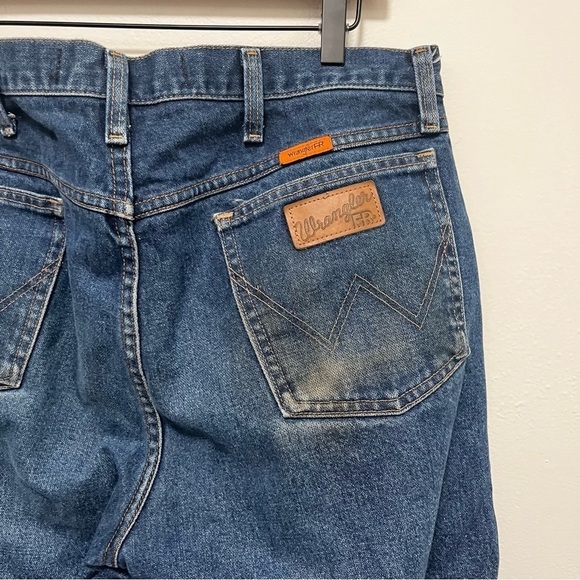 Wrangler 13 Original Flame Resistant Jeans. Size 36x32 - Picture 5 of 15